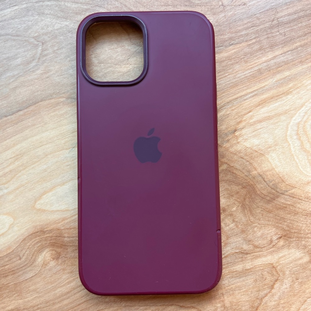 Apple iPhone 12 Pro Max Case in Plum